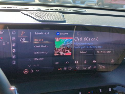 Used 2025 Buick Enclave Avenir w/ Super Cruise Package AWD/4WD image 23