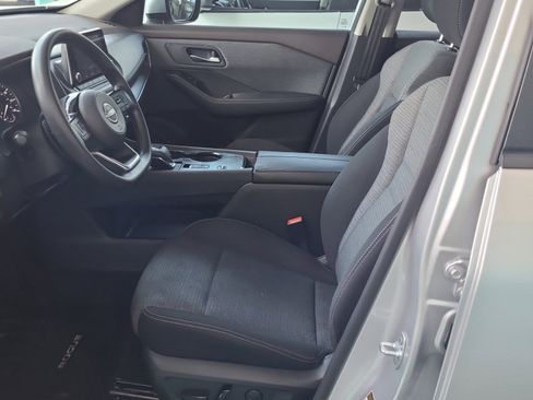 Used 2022 Nissan Rogue SV FWD image 10