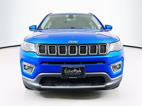 Used 2019 Jeep Compass Limited w/ Safety & Security Group AWD/4WD image 2