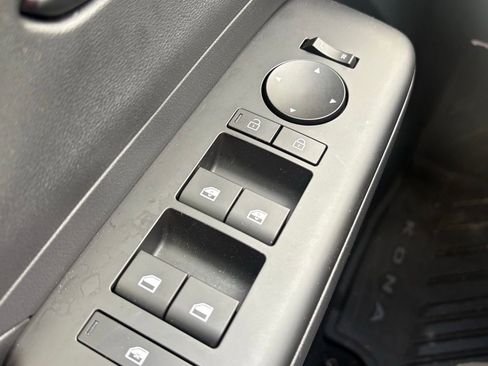 Used 2026 Hyundai Kona SEL Sport image 25