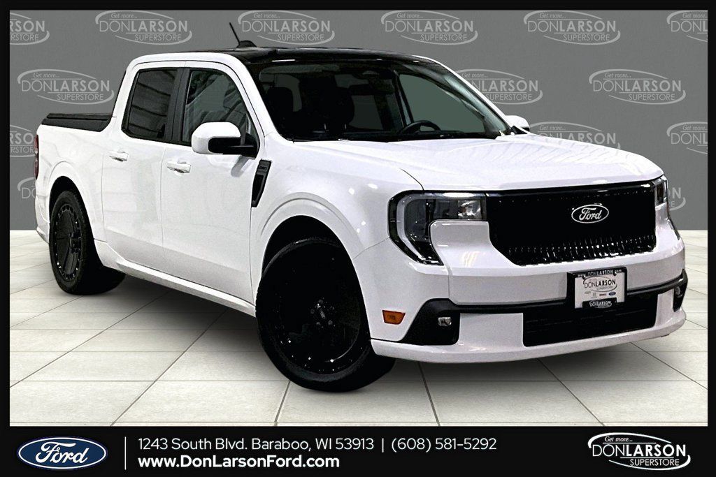Used 2025 Ford Maverick Lobo AWD/4WD image 1