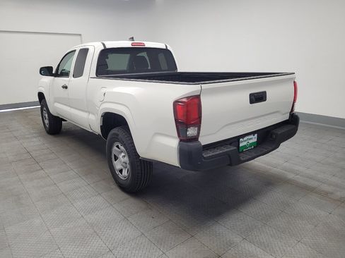 Used 2022 Toyota Tacoma SR RWD image 5