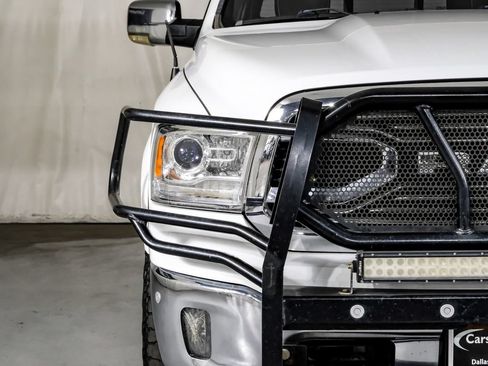 Used 2017 RAM 1500 Limited AWD/4WD image 39