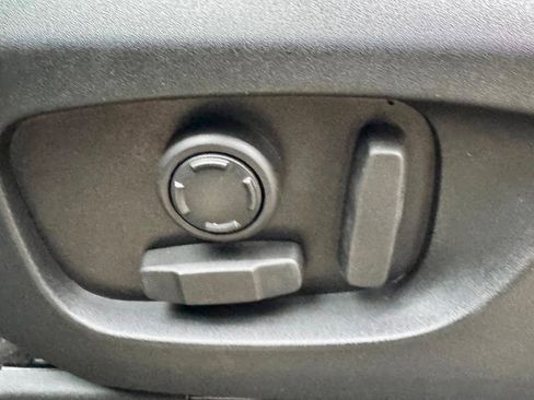 Used 2018 Land Rover Discovery Sport HSE image 47