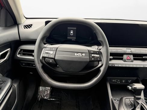 Used 2025 Kia K4 FWD image 14