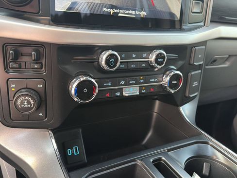 Used 2022 Ford F150 XLT w/ Equipment Group 302A High AWD/4WD image 26