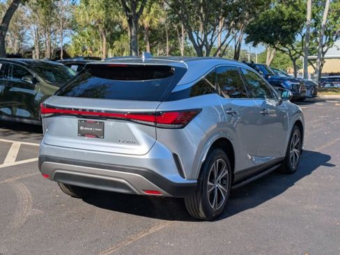 Used 2025 Lexus RX 350 Premium image 5