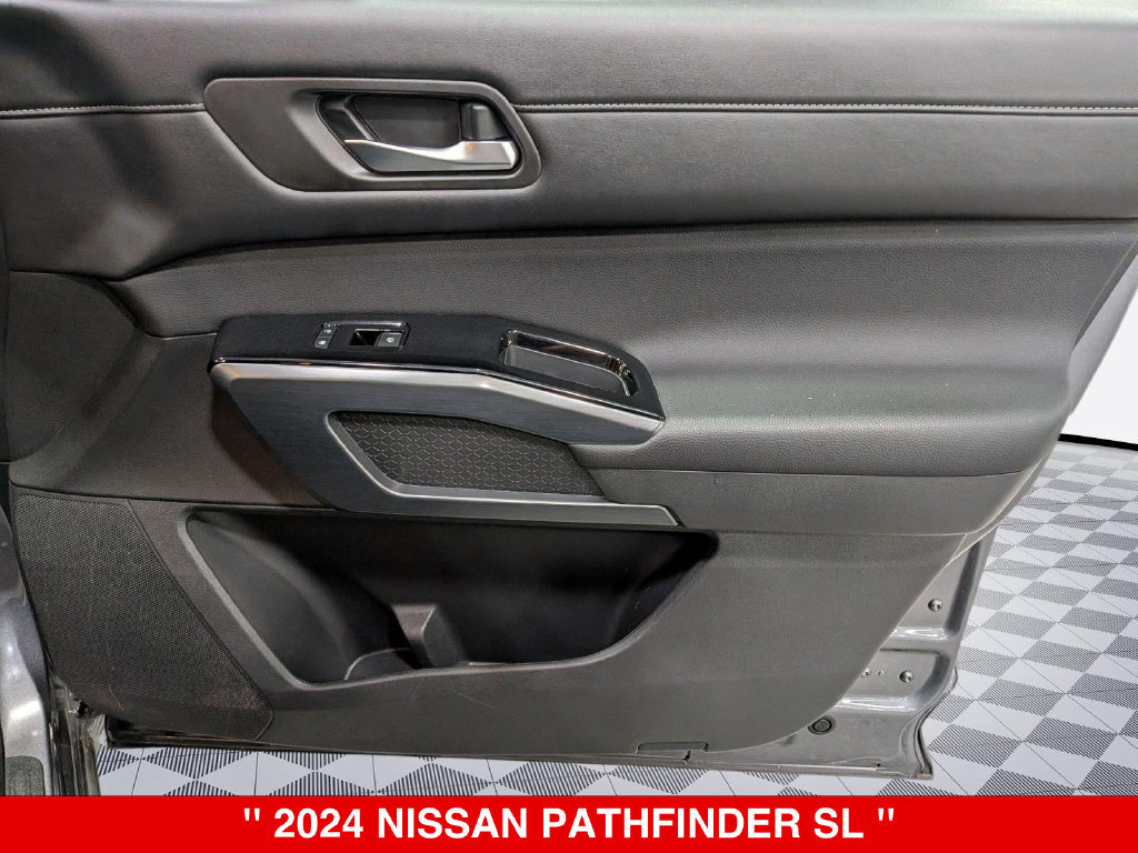 Certified 2024 Nissan Pathfinder SL AWD/4WD image 35