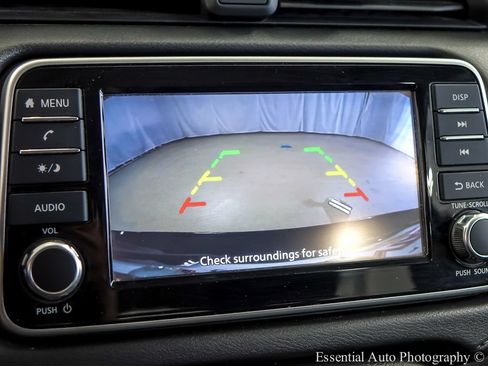 Used 2025 Nissan Versa S w/ Trunk Package FWD image 15