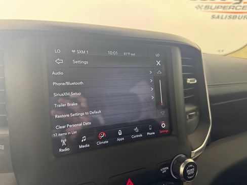 Used 2021 RAM 1500 Laramie AWD/4WD image 26