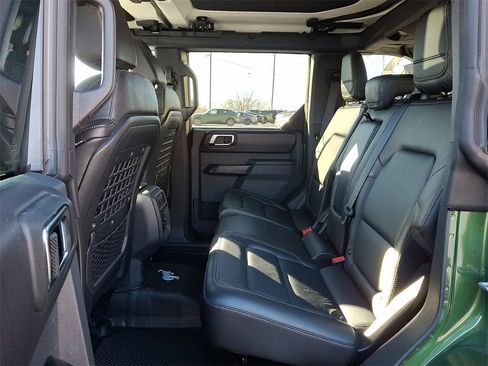 Certified 2025 Ford Bronco Badlands image 10