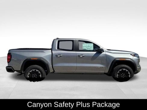 New 2026 GMC Canyon AT4 AWD/4WD image 3