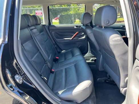 Used 2005 Volkswagen Passat GLS FWD image 10