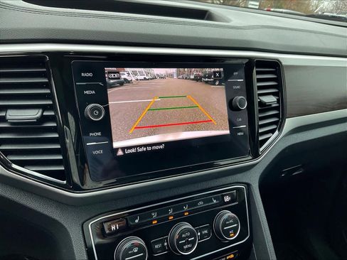 Used 2023 Volkswagen Atlas SE image 20