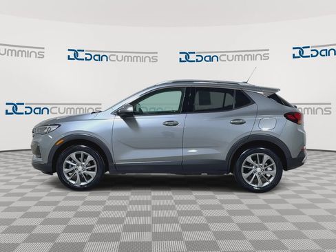 Used 2023 Buick Encore GX Essence w/ Experience Buick Package AWD/4WD image 5