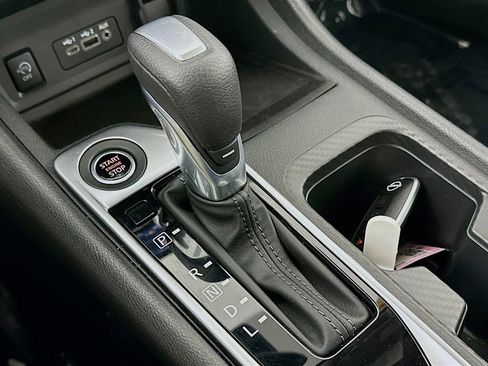 Certified 2025 Nissan Sentra SV image 23