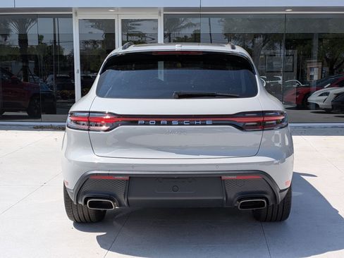 New 2026 Porsche Macan image 10