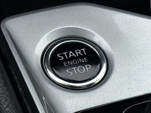 Used 2024 Nissan Altima 2.5 SV FWD image 25