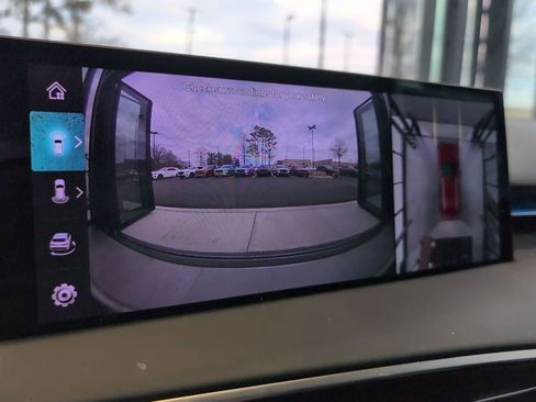 Used 2026 Genesis GV70 2.5T Advanced image 28