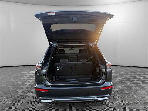 New 2026 Mitsubishi Outlander SE image 9