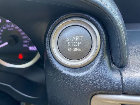 Used 2016 Lexus IS 200t RWD image 18