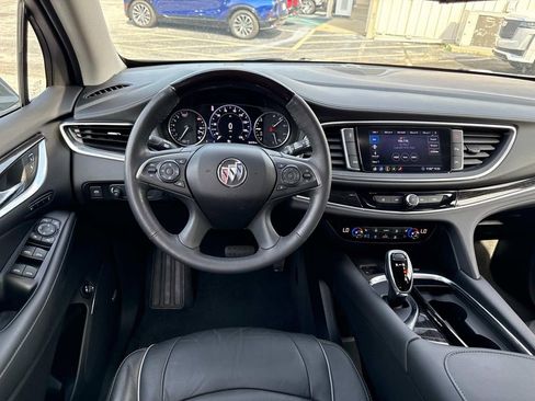 Used 2020 Buick Enclave Avenir w/ Avenir Technology Package image 18