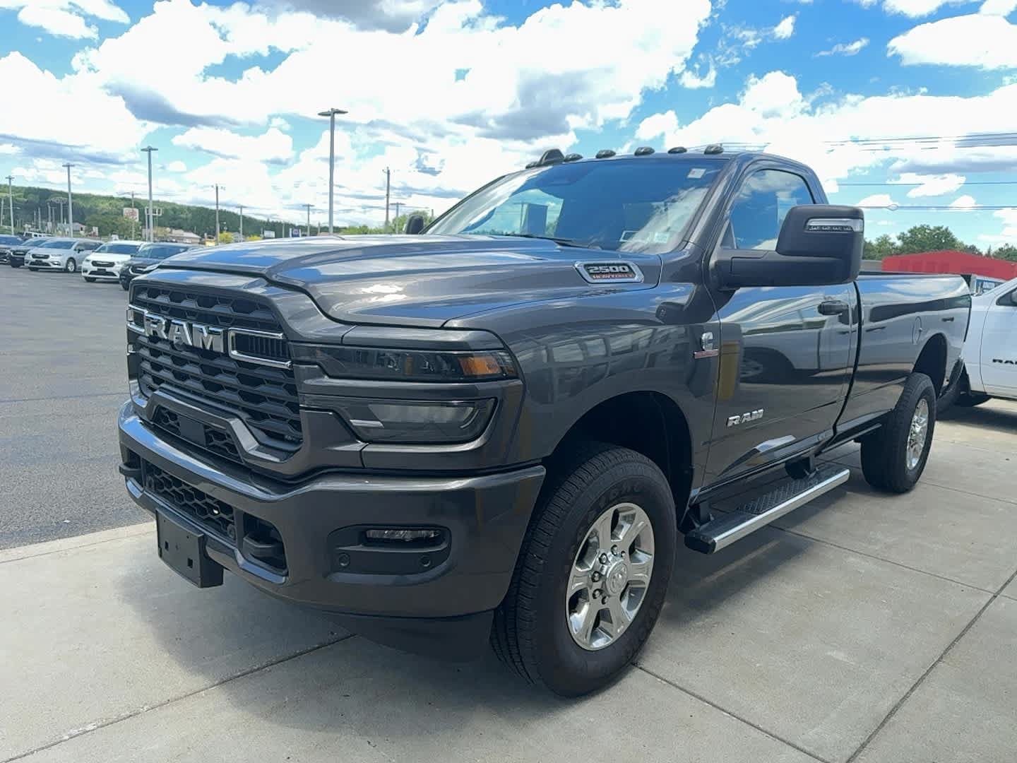 Used 2025 RAM 2500 Big Horn AWD/4WD image 1