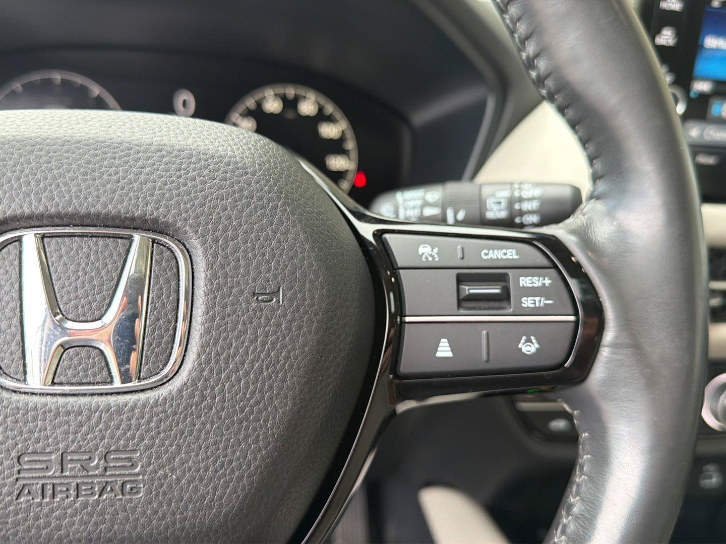 Used 2024 Honda HR-V EX-L image 21