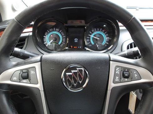 Used 2012 Buick LaCrosse Leather FWD image 17