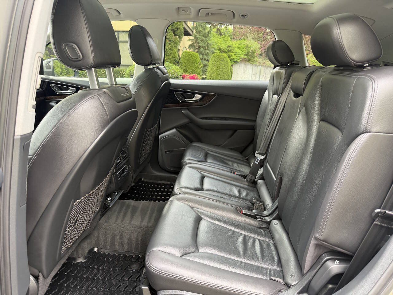 Used 2017 Audi Q7 3.0T Premium Plus w/ Premium Plus Package AWD/4WD image 26
