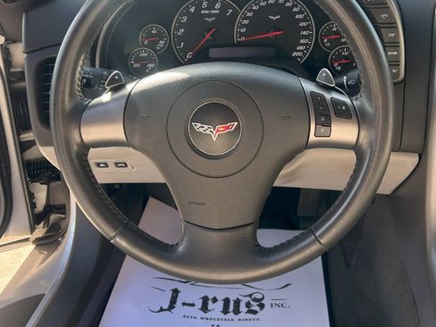Used 2007 Chevrolet Corvette Convertible w/ Preferred Equipment Group image 28
