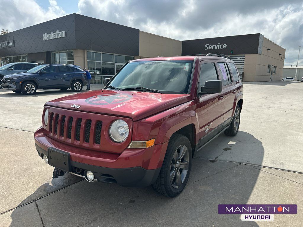 Used 2014 Jeep Patriot Latitude w/ Freedom Edition Package FWD image 1