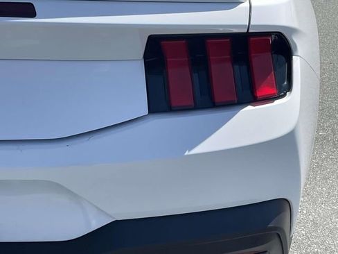 Used 2024 Ford Mustang Premium image 20
