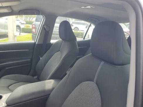 Used 2023 Toyota Camry LE FWD image 17