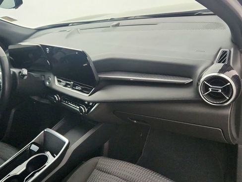 Used 2025 Chevrolet Equinox LT w/ Safety and Technology Package image 30