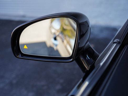 Used 2019 Mercedes-Benz SLC 300 image 35