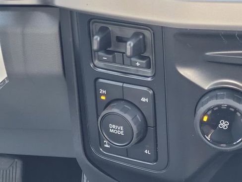 New 2026 Ford F250 XL w/ XL Chrome Package image 20