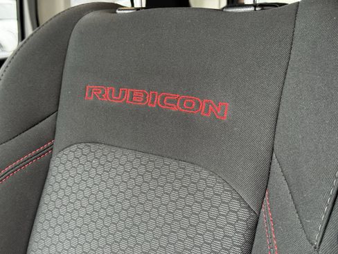 Used 2023 Jeep Wrangler Unlimited Rubicon w/ Cold Weather Group image 20