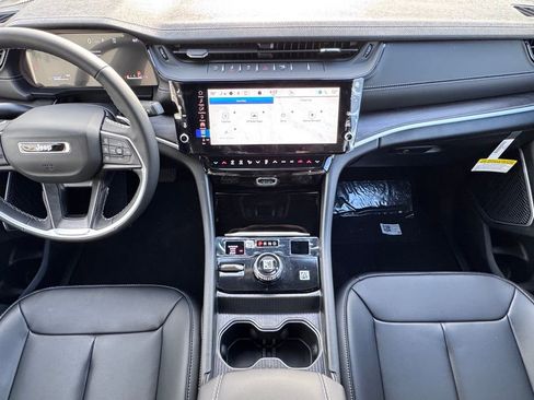 New 2026 Jeep Grand Cherokee L Limited w/ Limited Altitude Package image 11