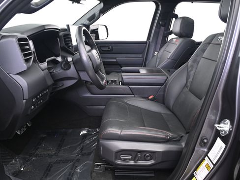 Used 2024 Toyota Sequoia TRD Pro image 31