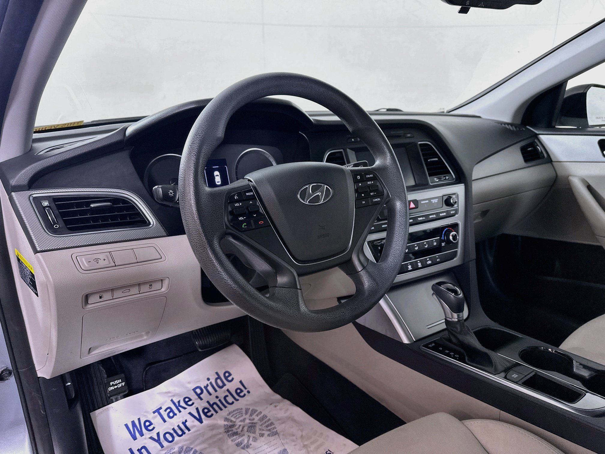 Used 2017 Hyundai Sonata SE FWD image 9