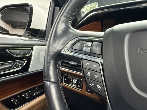 Used 2024 Lincoln Navigator Reserve w/ Equipment Group 201A image 17