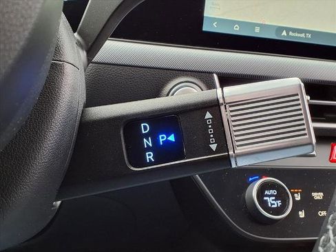 Used 2025 Hyundai Sonata Limited image 14