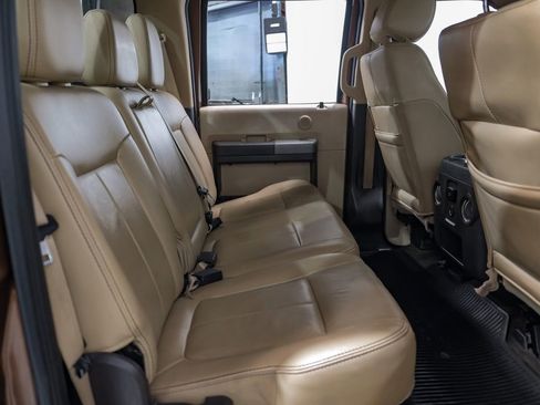 Used 2012 Ford F250 Lariat w/ Lariat Ultimate Pkg AWD/4WD image 32