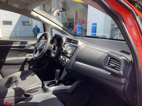 Used 2018 Honda Fit LX image 24