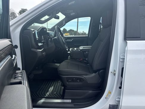 Used 2026 Chevrolet Silverado 1500 LT image 16