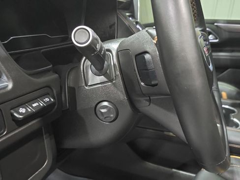 Used 2024 GMC Yukon XL AT4 w/ AT4 Premium Package image 11