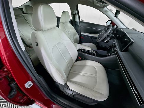 Used 2025 Hyundai Sonata SEL FWD image 30
