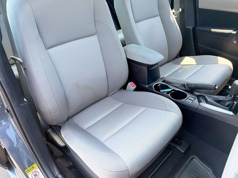 Used 2014 Toyota Corolla LE FWD image 25