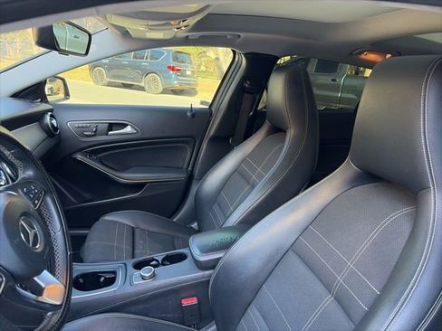 Used 2017 Mercedes-Benz GLA 250 w/ Convenience Package image 7